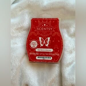 Scentsy Red Berry and Spruce, wax bar melts, *Retired scent*